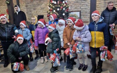 Advent Sepsén / Učenici PŠ Kotline na Adventu u Mađarskoj kući