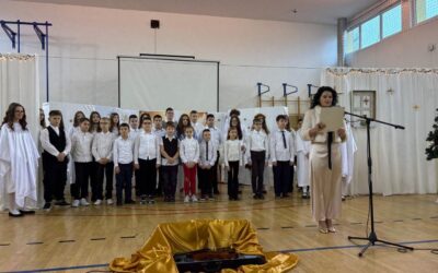 Karácsonyi ünnepség / Svečana božićna priredba