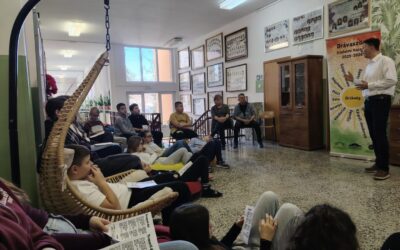 Rendhagyó irodalmi óra / Poseban sat književnosti